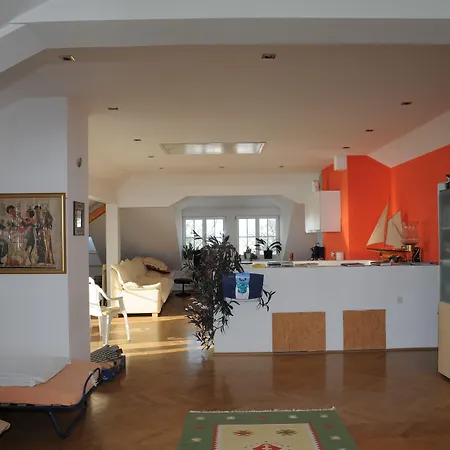 Geinberg Suites&via Nova Polling im Innkreis