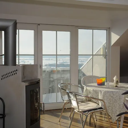 Geinberg & Via Nova 아파트호텔 폴링임인크레이스